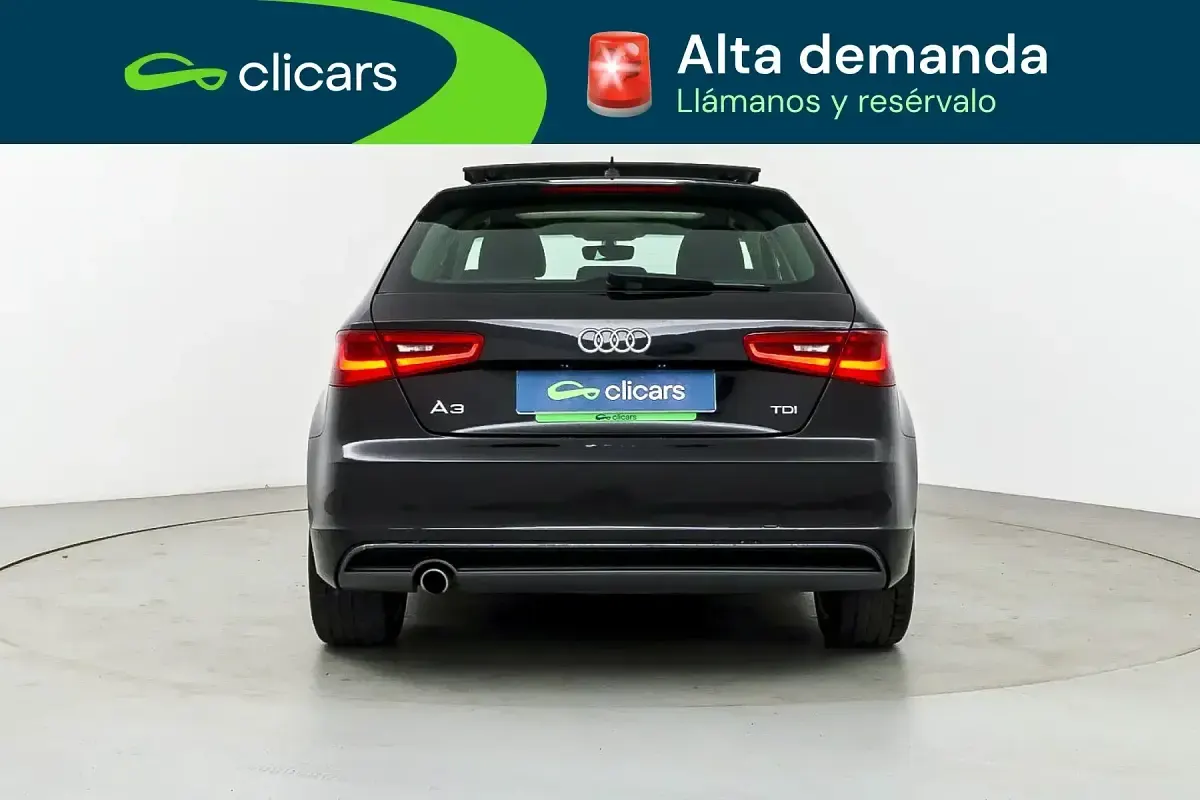 Usado Audi A3 S-Line 110 CV (80 kW) 2015 Negro Utilitario
