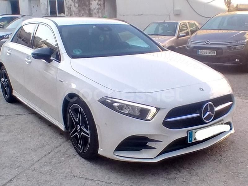 Blanco Usado 2021 Mercedes A180 Berlina | 25.990 € (Un poco caro) - Imagen 1/4