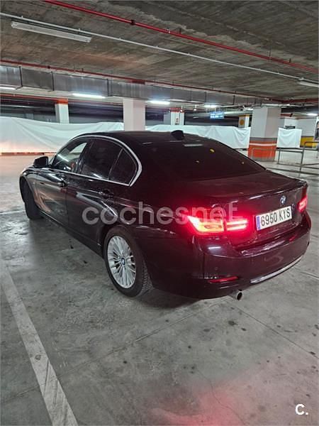 Usado BMW 318 143 CV (105 kW) 2015 Negro Berlina