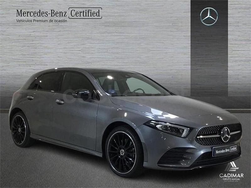 Usado Mercedes A250 AMG line 218 CV (160 kW) 2023 Gris montaña Berlina