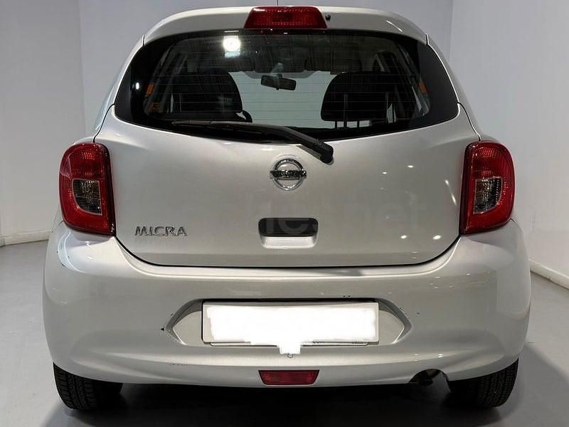 Usado Nissan Micra Acenta 80 CV (58 kW) 2017 Gris / plata Utilitario