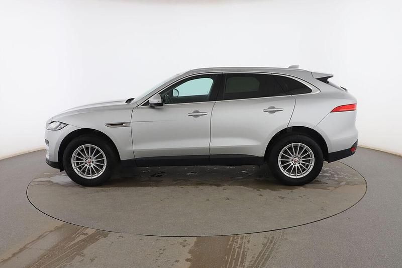 Usado Jaguar F-Pace Portfolio 180 CV (132 kW) 2016 Gris SUV