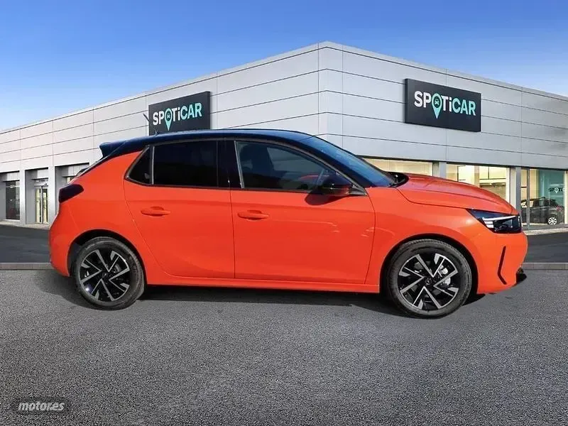 Nuevo Opel Corsa 100 CV (73 kW) 2026 Naranja Utilitario