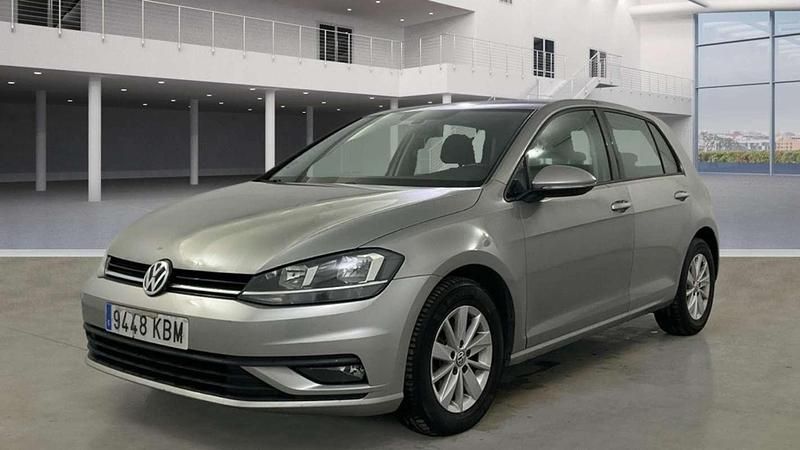 Usado VW Golf VII Edition 116 CV (85 kW) 2017 Beige Utilitario
