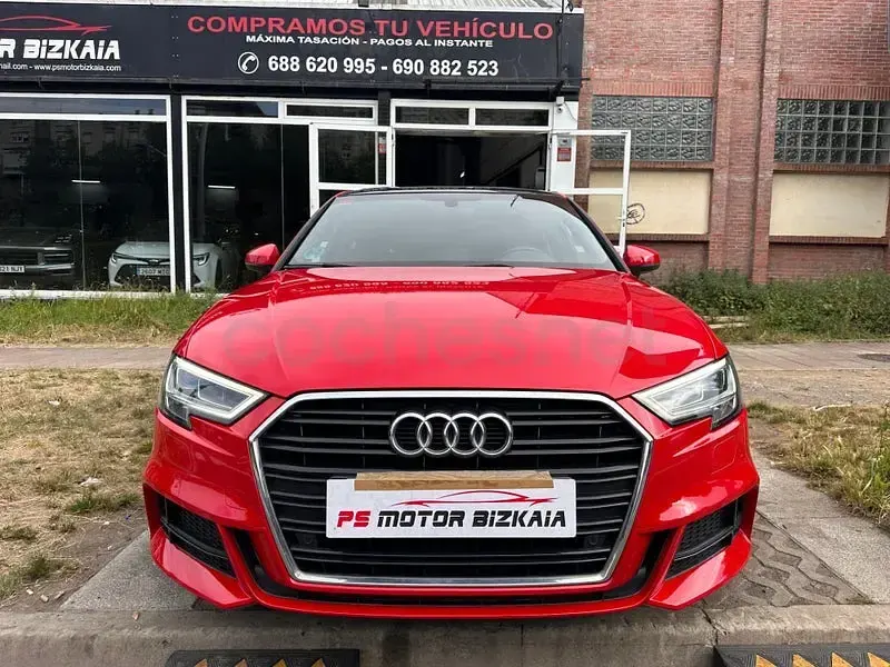 Usado Audi A3 S-Line 150 CV (110 kW) 2018 Rojo Berlina