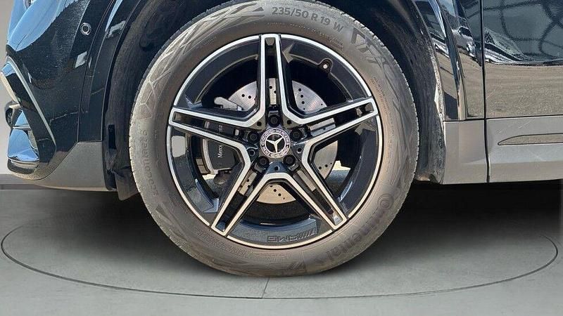 Usado Mercedes GLA250 218 CV (160 kW) 2025 Negro SUV