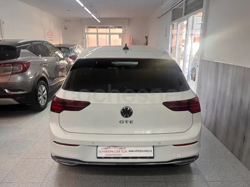 Usado VW Golf VIII GTE 245 CV (180 kW) 2022 Blanco Berlina