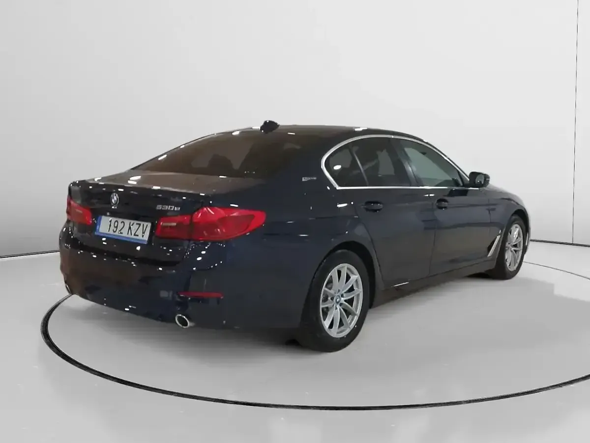 Używany BMW 530e Comfort Edition 254 KM (186 kW) 2019 Niebieski Sedan/Limuzyna