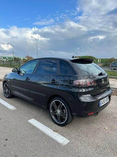 Usado Seat Ibiza 100 CV (73 kW) 2008 Negro Berlina