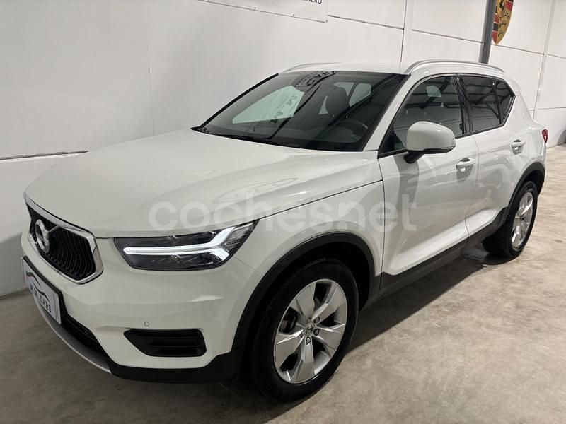 Usado Volvo XC40 Momentum 150 CV (110 kW) 2019 Blanco SUV