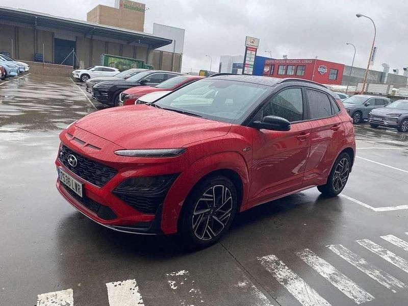 Usado Hyundai Kona N Line 121 CV (88 kW) 2022 Rojo SUV