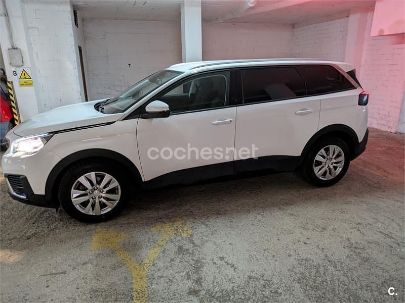 Blanco Usado 2017 Peugeot 5008 Active Monovolumen | 13.000 € (Super precio) - Imagen 1/4