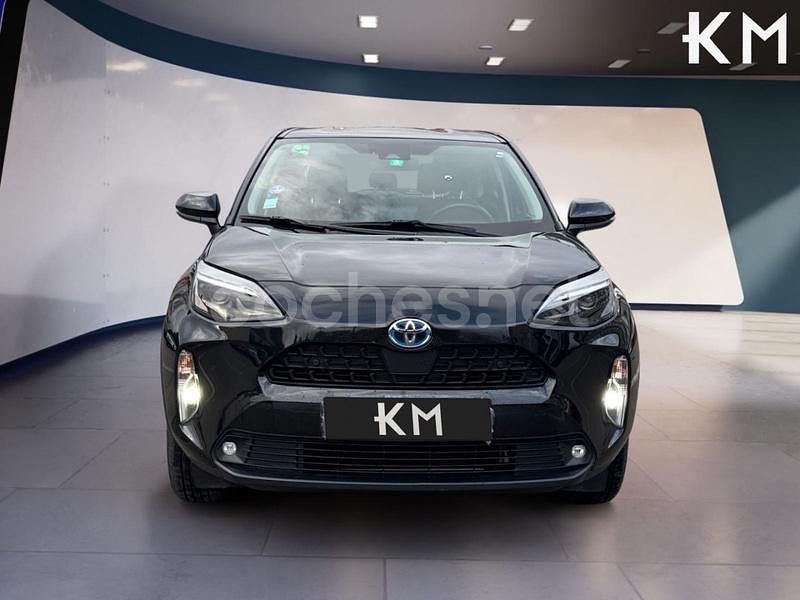 Usado Toyota Yaris Cross Business Edition 116 CV (85 kW) 2023 Negro SUV