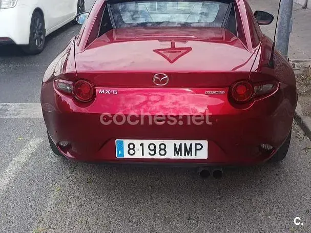 Usado Mazda MX5 Kazari 184 CV (135 kW) 2024 Rojo Descapotable