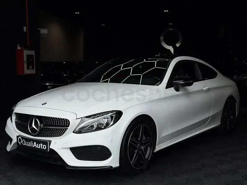 Usado Mercedes C220 170 CV (125 kW) 2018 Blanco Coupe
