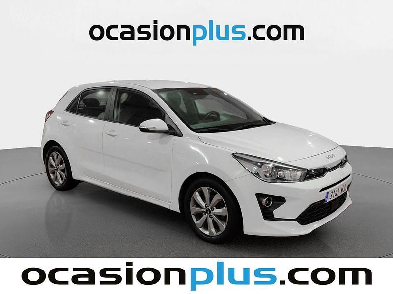 Usado Kia Rio 100 CV (73 kW) 2023 Blanco Utilitario