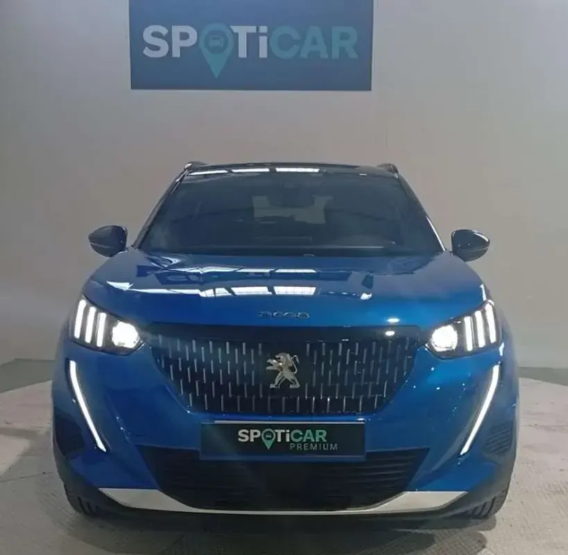 Usado Peugeot e-2008 GT 100 kW (136 CV) 2020 Azul SUV