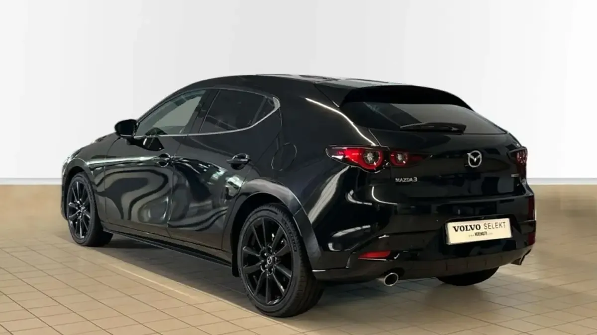 Usado Mazda 3 Homura-Line 122 CV (89 kW) 2023 Negro Berlina