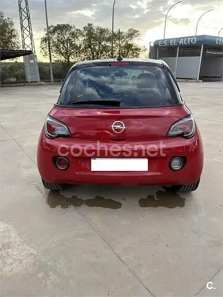 Usado Opel Adam Glam 87 CV (63 kW) 2017 Rojo Utilitario