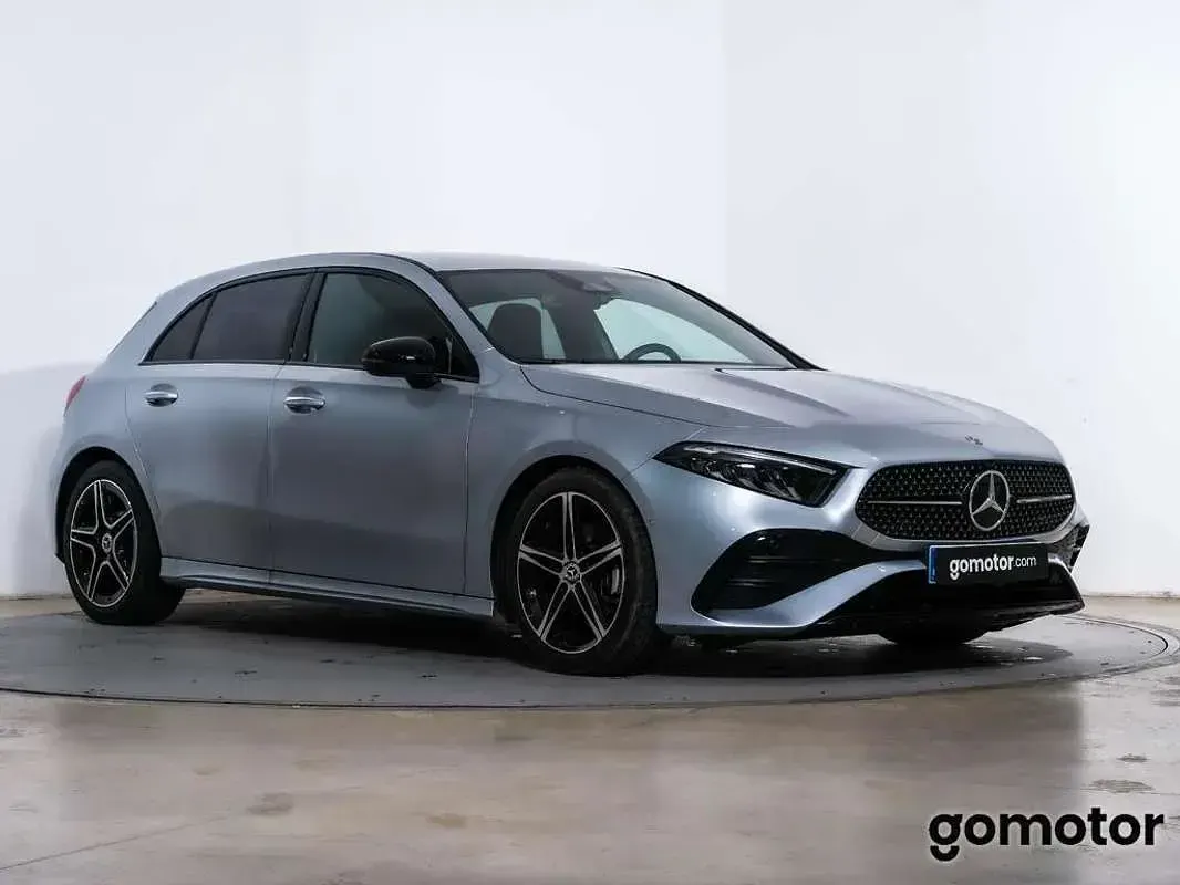 Usado Mercedes A180 116 CV (85 kW) 2025 Berlina