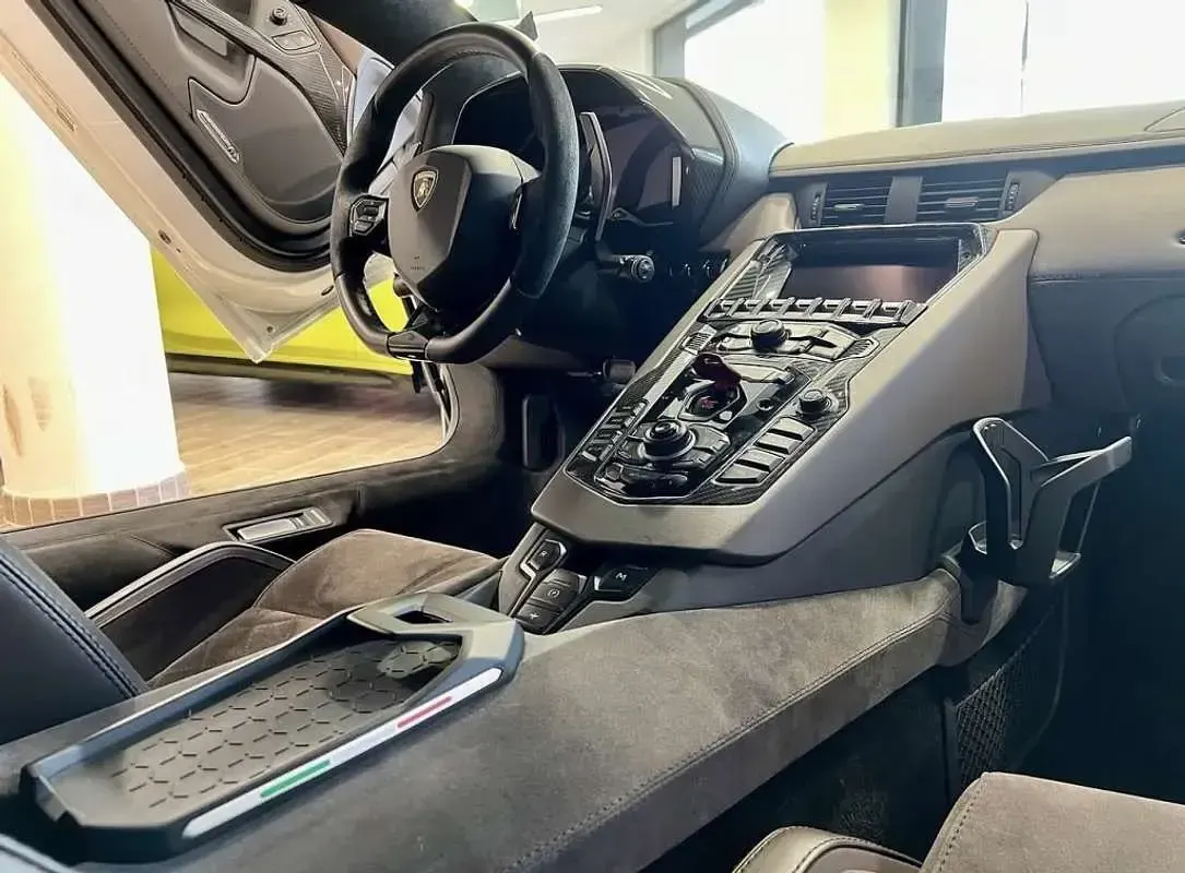 Usado Lamborghini Aventador 740 CV (544 kW) 2018 Blanco Descapotable