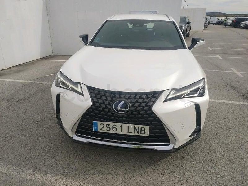 Usado Lexus UX 184 CV (135 kW) 2021 Blanco SUV