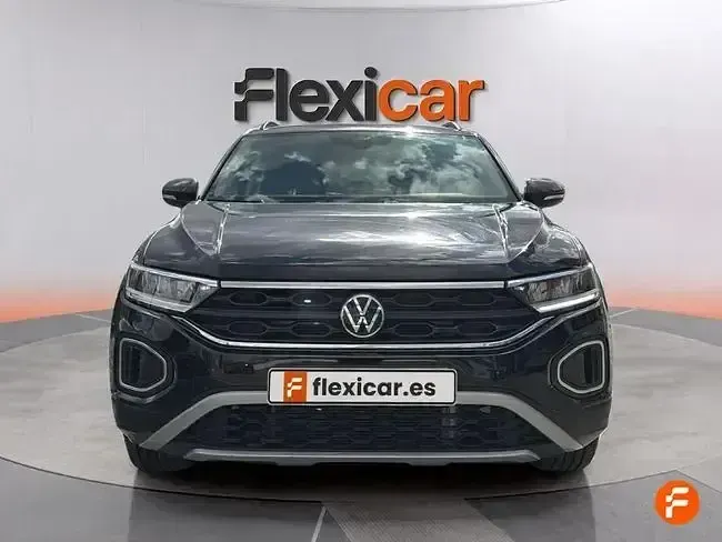 Usado VW T-Roc Life 150 CV (110 kW) 2024 Negro SUV