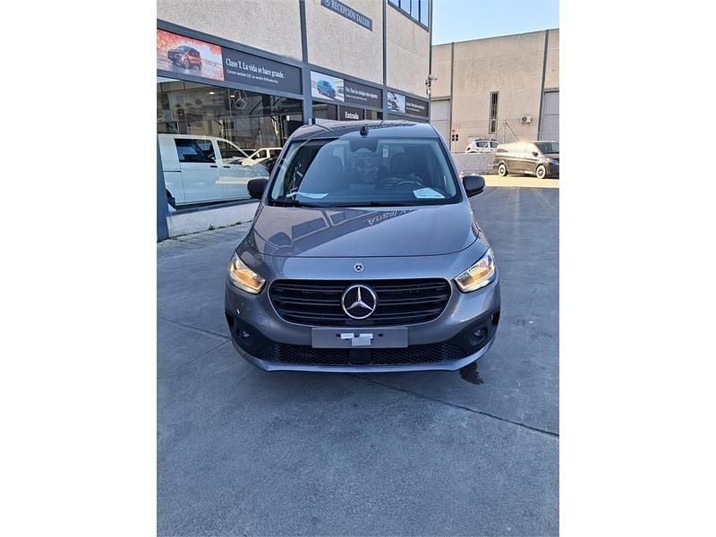 Nuevo Mercedes Citan 110 95 CV (69 kW) 2026 Gris Familiar