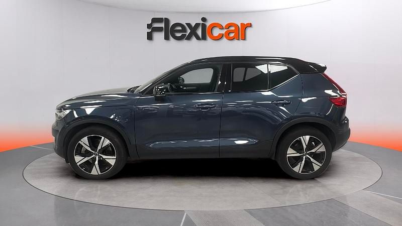 Usado Volvo XC40 211 CV (155 kW) 2021 Gris SUV