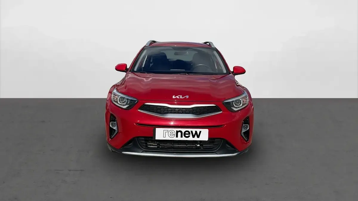 Usado Kia Stonic 100 CV (73 kW) 2022 Signal red SUV