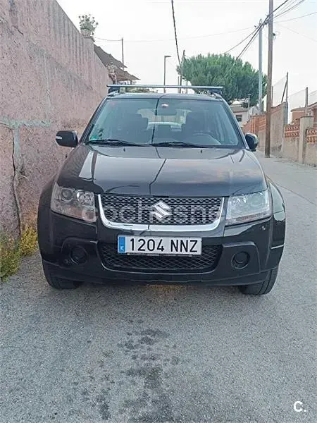 Usado Suzuki Grand Vitara 129 CV (94 kW) 2012 Negro SUV