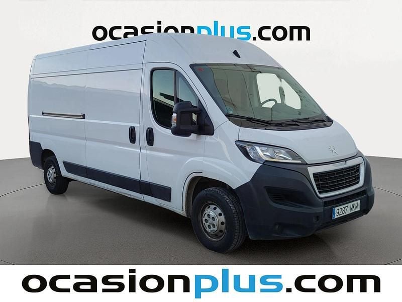 Usado Peugeot Boxer S 140 CV (102 kW) 2023 Blanco Van