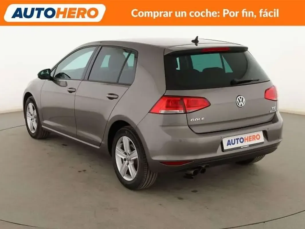 Usado VW Golf VII Advance 125 CV (91 kW) 2015 Gris Berlina