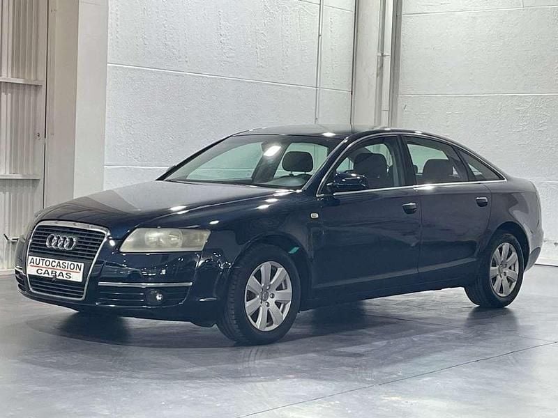 Usado Audi A6 177 CV (130 kW) 2004 Azul Berlina