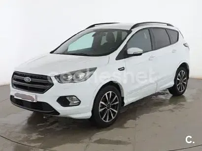 Usado Ford Kuga ST-Line 120 CV (88 kW) 2018 Blanco SUV