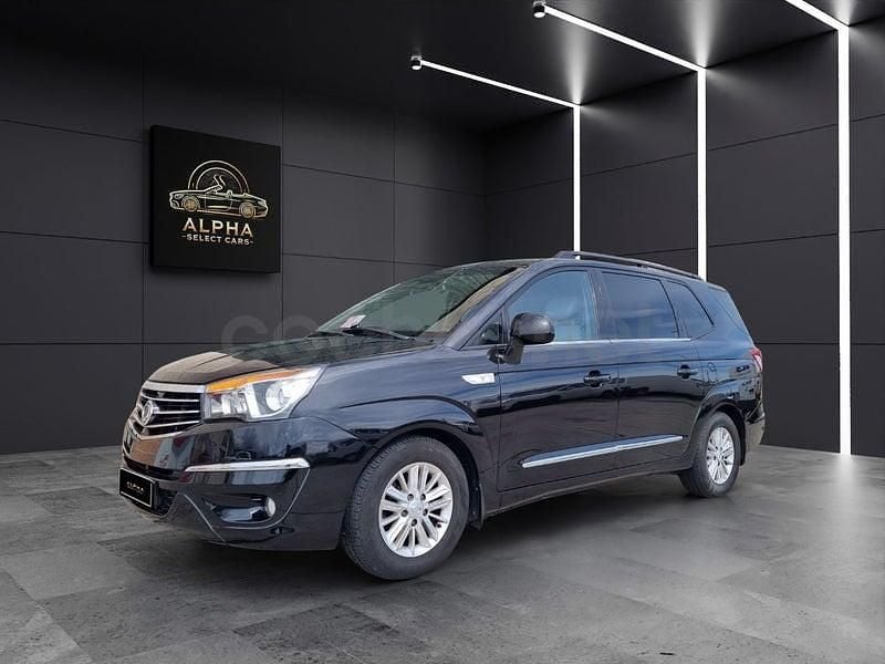 Usado Ssangyong (KGM) Rodius 178 CV (130 kW) 2018 Negro Monovolumen