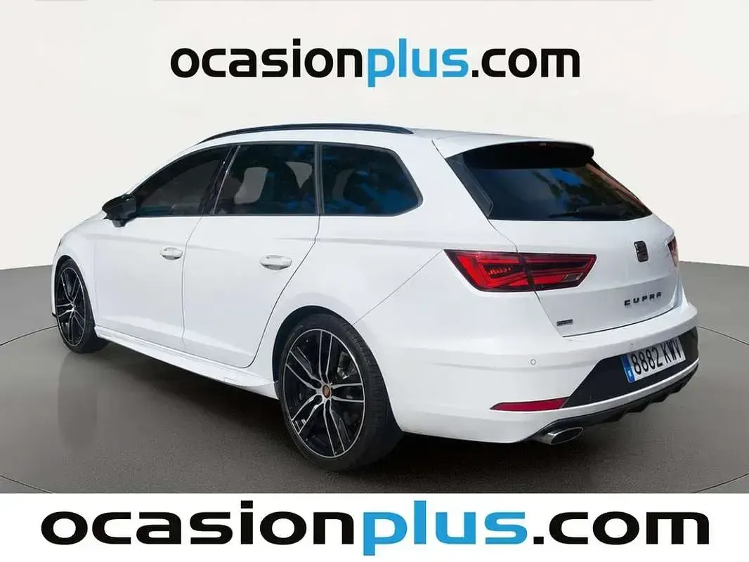 Usado Seat Leon ST 4Drive 300 CV (220 kW) 2019 Blanco Familiar