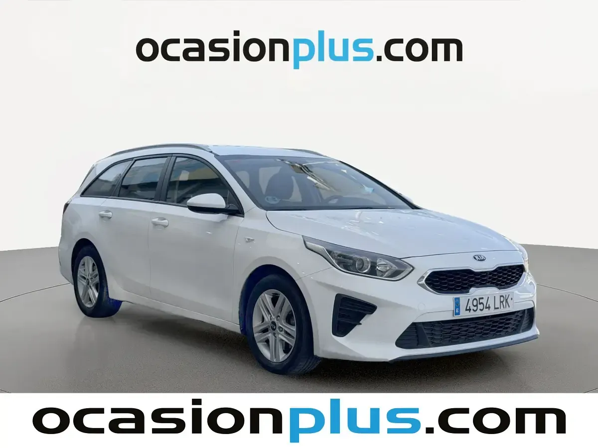 Usado Kia Ceed 120 CV (88 kW) 2021 Blanco Utilitario