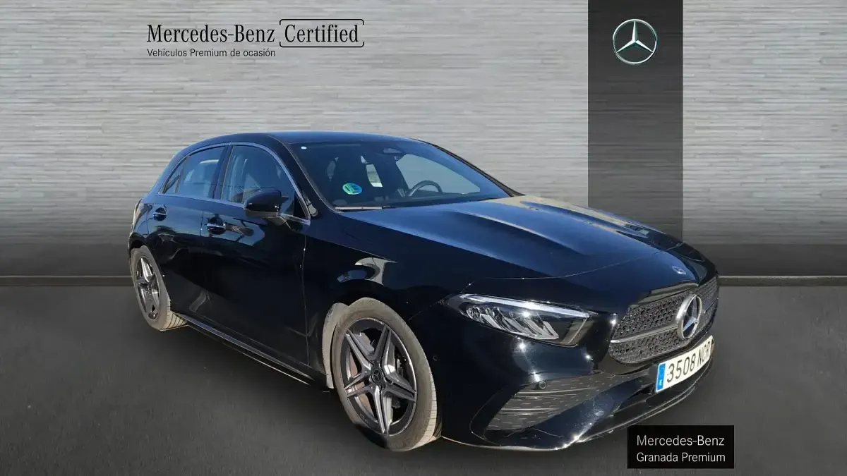 Usado Mercedes A180 136 CV (100 kW) 2025 Negro Berlina