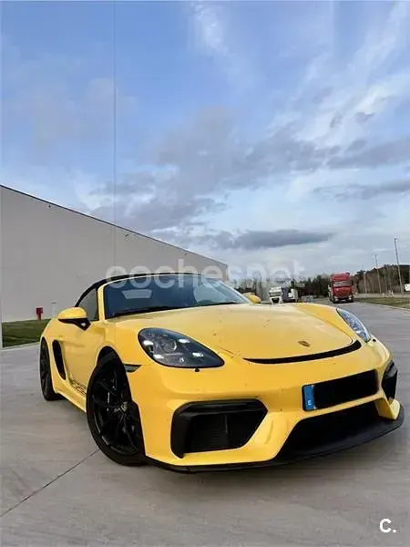 Usado Porsche 718 Spyder 420 CV (308 kW) 2022 Amarillo Descapotable