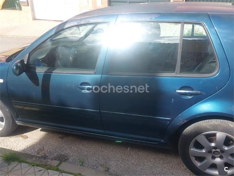 Usado VW Golf IV Highline 105 CV (77 kW) 2003 Verde Berlina