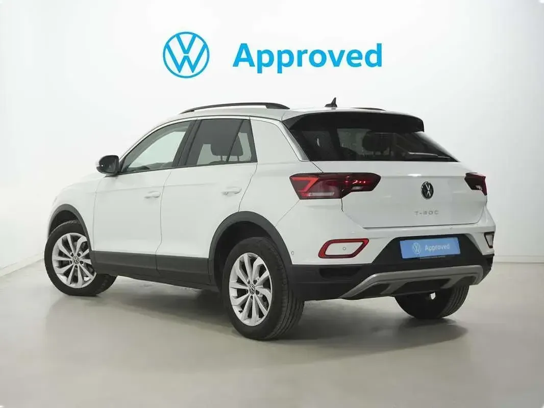 Usado VW T-Roc Life 150 CV (110 kW) 2023 Blanco SUV