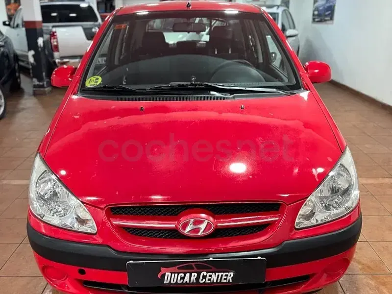 Usado Hyundai Getz 88 CV (64 kW) 2007 Rojo Utilitario