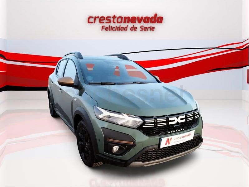 Usado Dacia Sandero Extreme 101 CV (74 kW) 2025 Verde Berlina