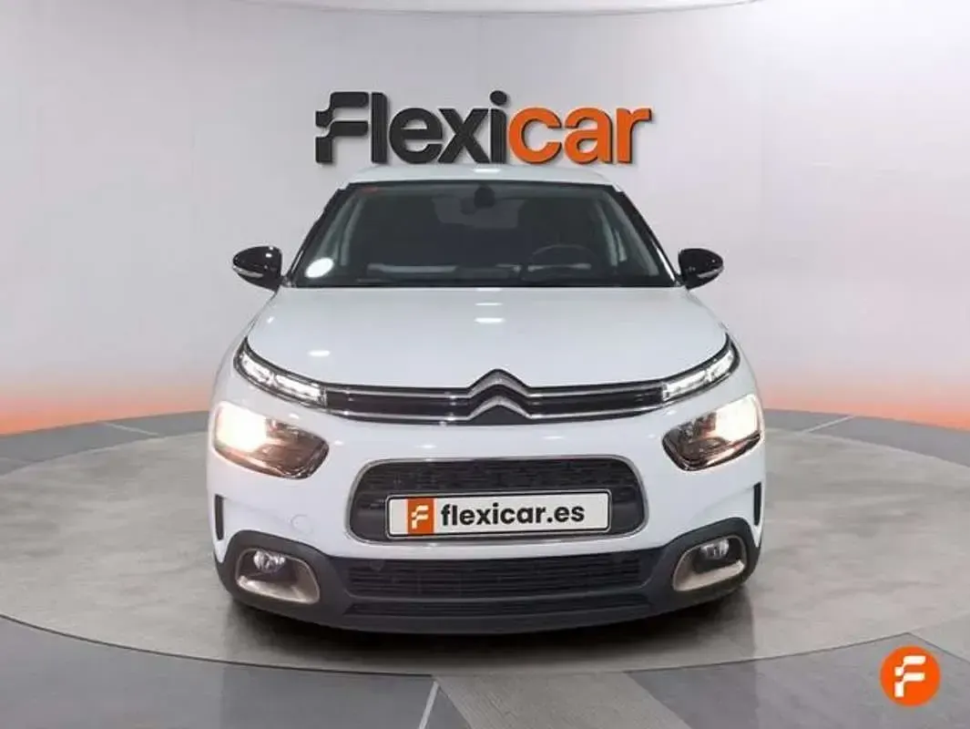 Usado Citroën C4 Cactus Live 110 CV (80 kW) 2019 Blanco Utilitario
