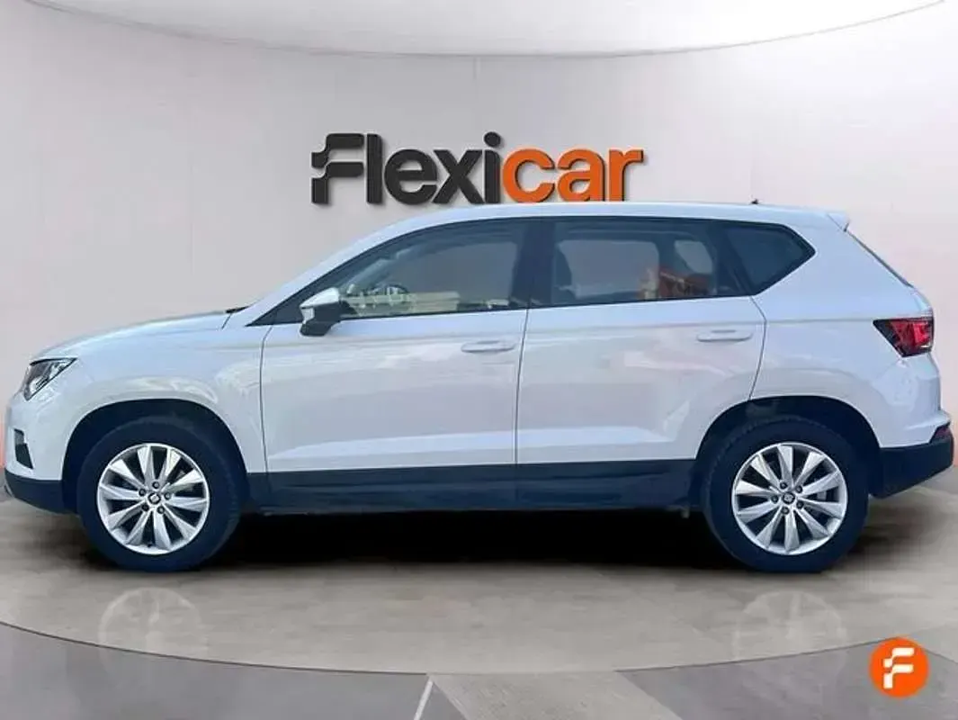 Usado Seat Ateca Ecomotive 116 CV (85 kW) 2020 Blanco SUV