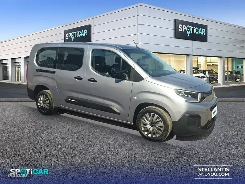 Usado Citroën Berlingo 130 CV (95 kW) 2025 Gris Monovolumen