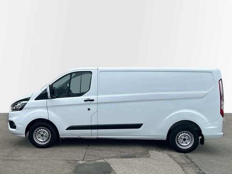 Usado Ford Tourneo Trend 131 CV (96 kW) 2022 Blanco Monovolumen