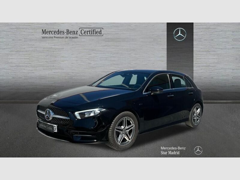Negro cosmos Usado 2021 Mercedes A250 Berlina | 27.790 € (Precio justo) - Imagen 1/4