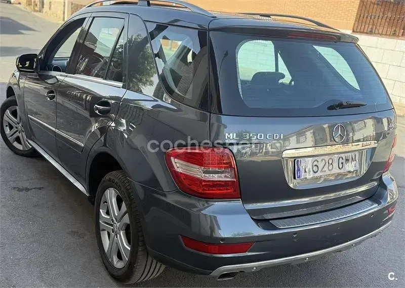 Usado Mercedes ML350 231 CV (169 kW) 2010 Azul SUV